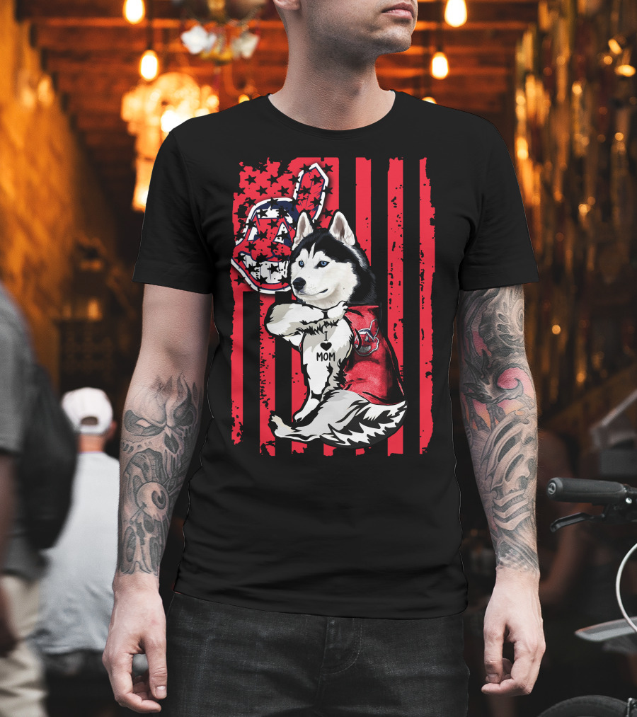 Siberian Husky Cleveland Indians American Flag Baseball Fanatic Mom T-Shirt
