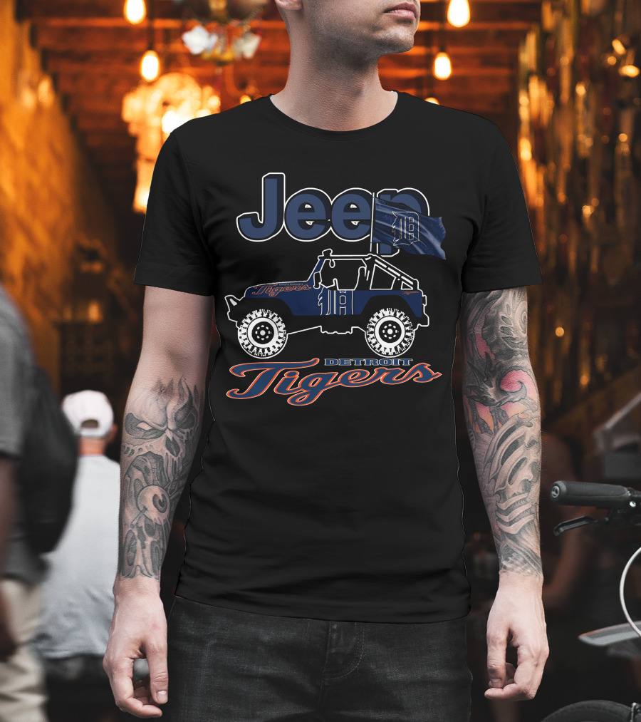 Jeep Detroit Tigers Vehicle with Flag and Team T-Shirt
