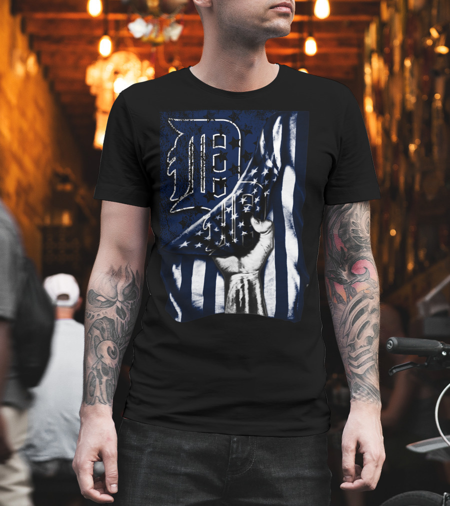 Detroit Tigers American Flag T-Shirt