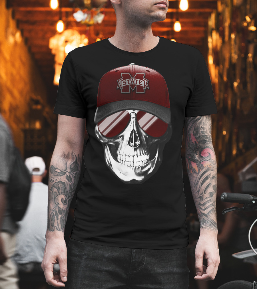 Mississippi State Bulldogs Skull with Hat and Sunglasses T-Shirt