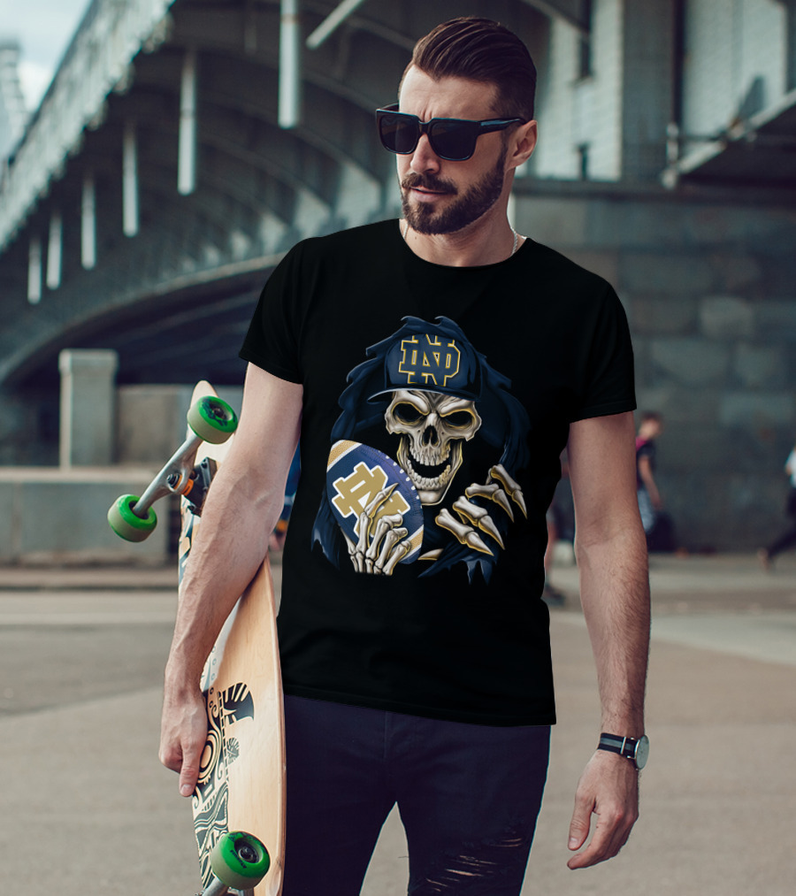 Notre Dame Fighting Irish Skull With Football Helmet T-Shirt