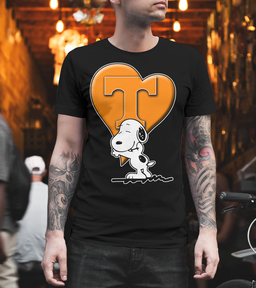 Snp V1 Tennessee Volunteers Snoopy Heart T-Shirt