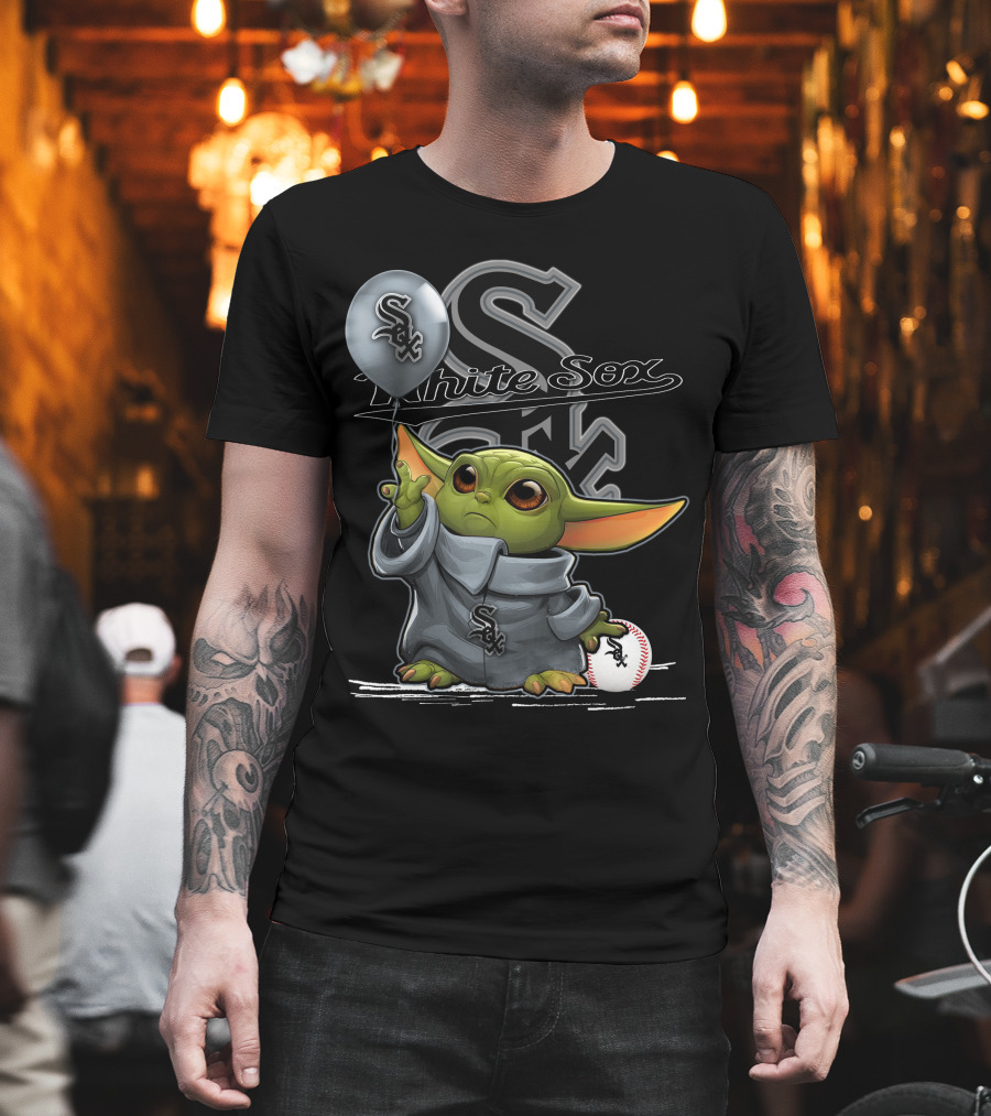 Yoda Chicago White Sox Balloon Baseball T-Shirt