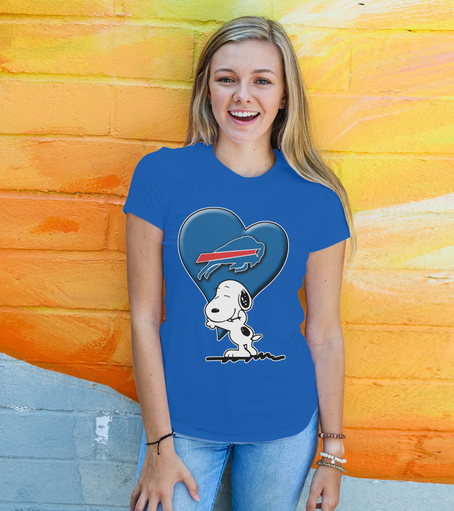 Snoopy Hugging Heart Buffalo Bills T-Shirt