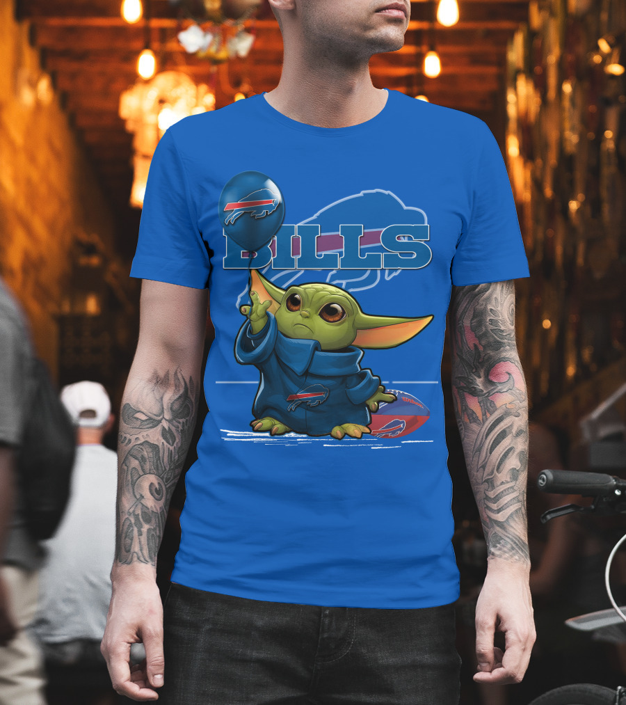 Yoda V1 Buffalo Bills Baby Alien Holding Buffalo Bills Balloon Football T-Shirt