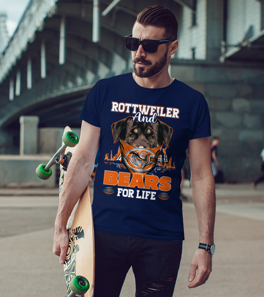 Rottweiler And Chicago Bears For Life T-Shirt
