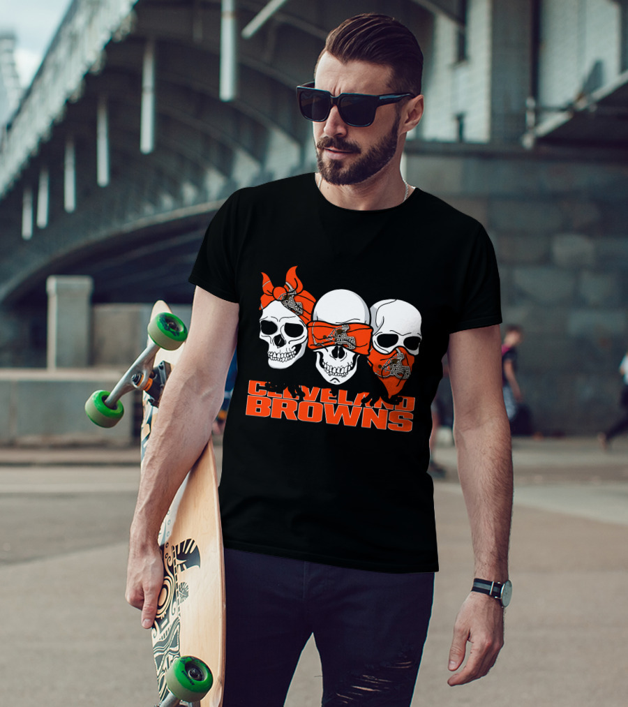 3 Skull CLEVELAND BROWNS Helmet Bandanas T-Shirt