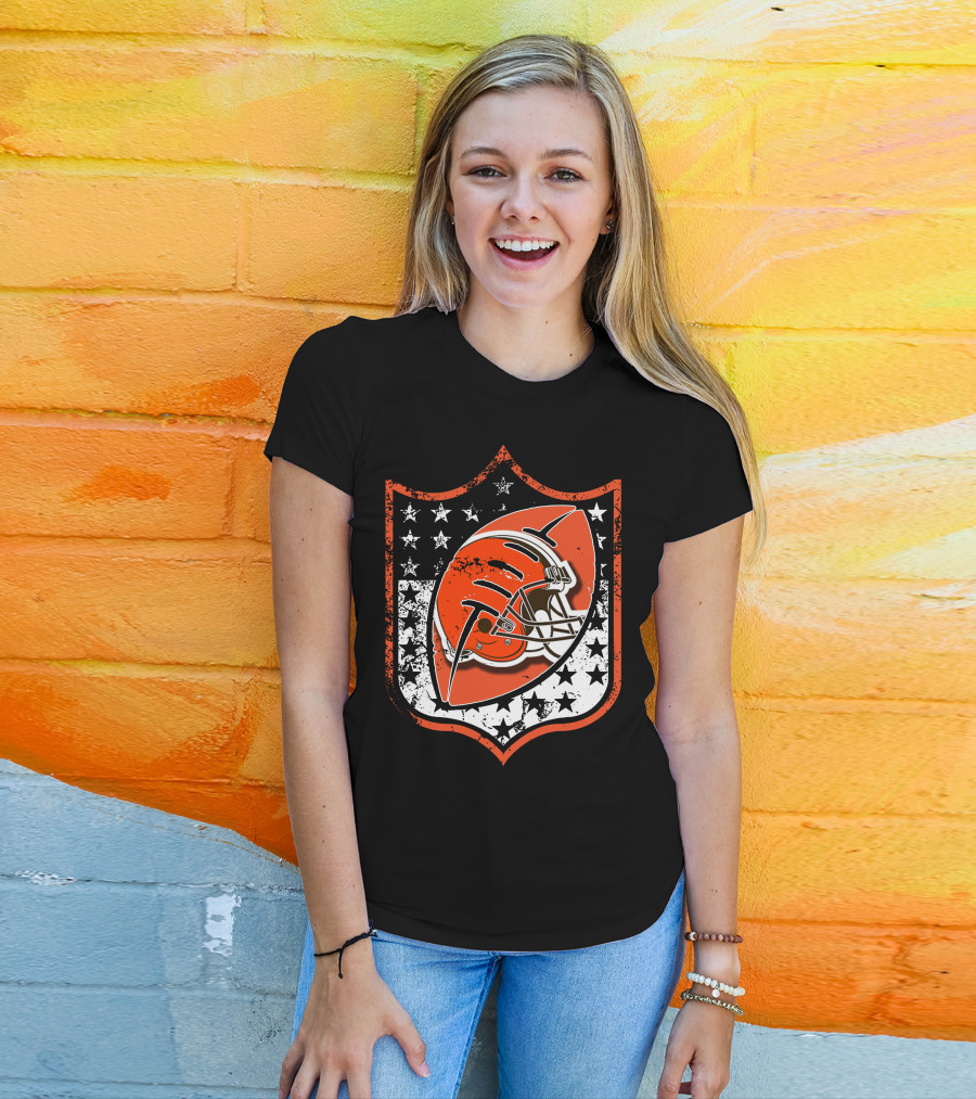 Cleveland Browns Helmet Stars And Stripes T-Shirt
