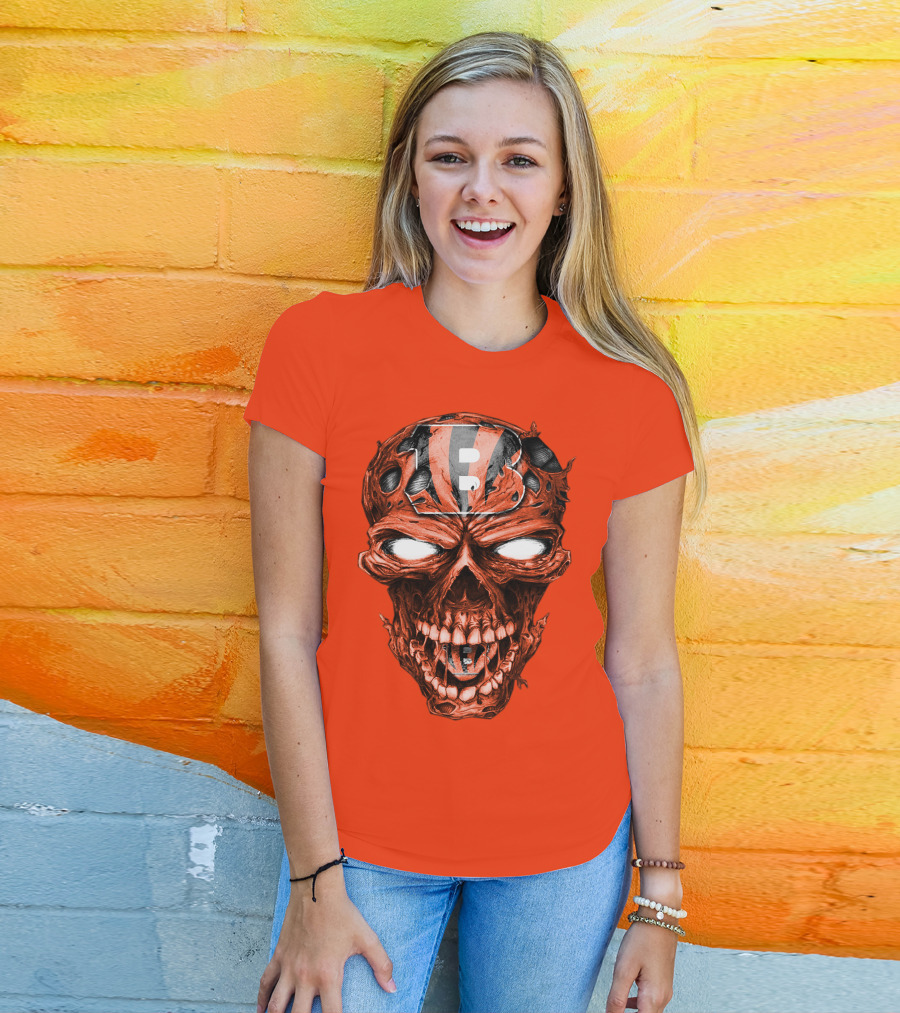 Cincinnati Bengals Skull V2 Creepy Horror Fan Gear T-Shirt