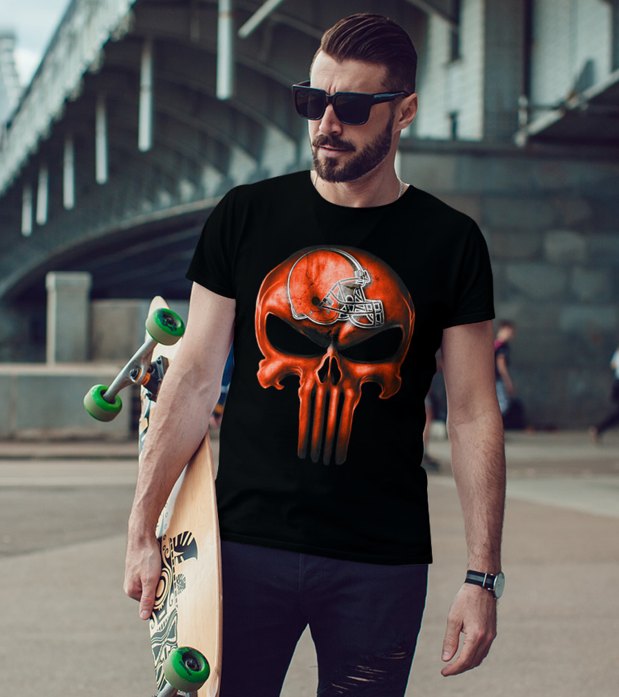 Skull Helmet Cleveland Browns T-Shirt