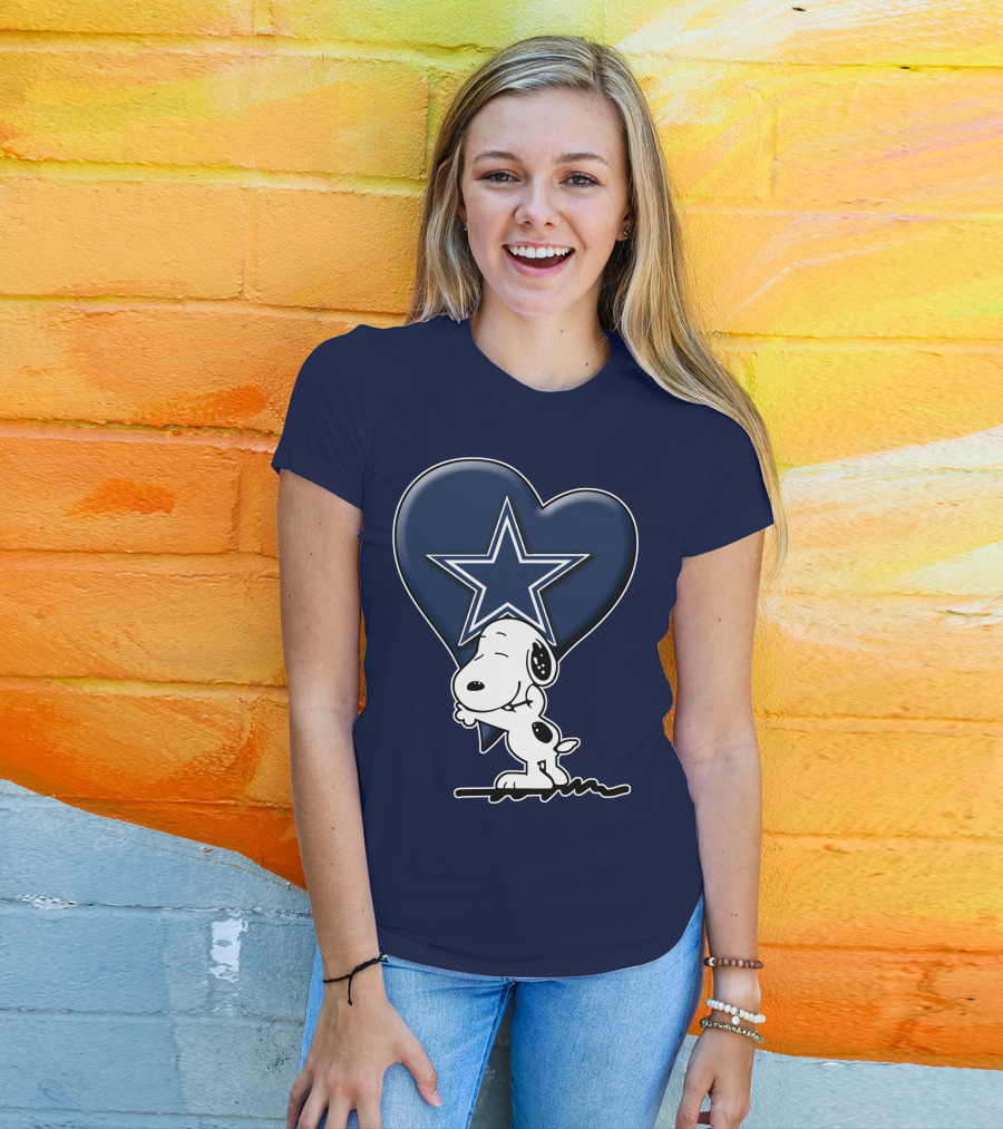 Snoopy Hugging Heart With Dallas Cowboys Star T-Shirt