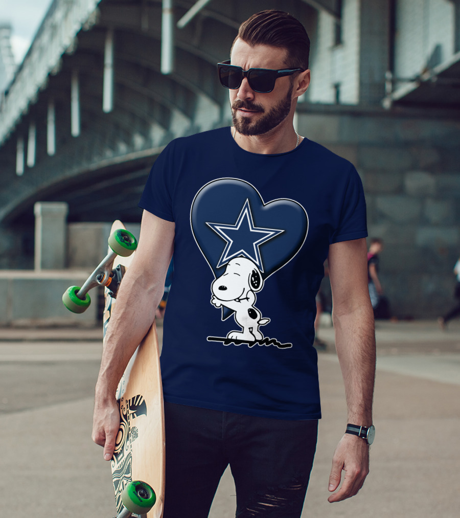 Snoopy Hugging Heart With Dallas Cowboys Star T-Shirt