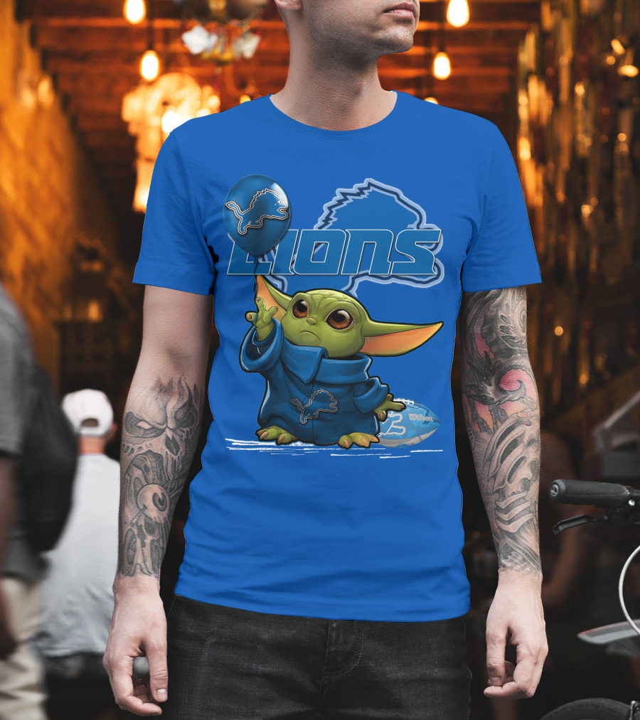 Yoda Detroit Lions Wilson Balloon Football Iconic Crossover T-Shirt