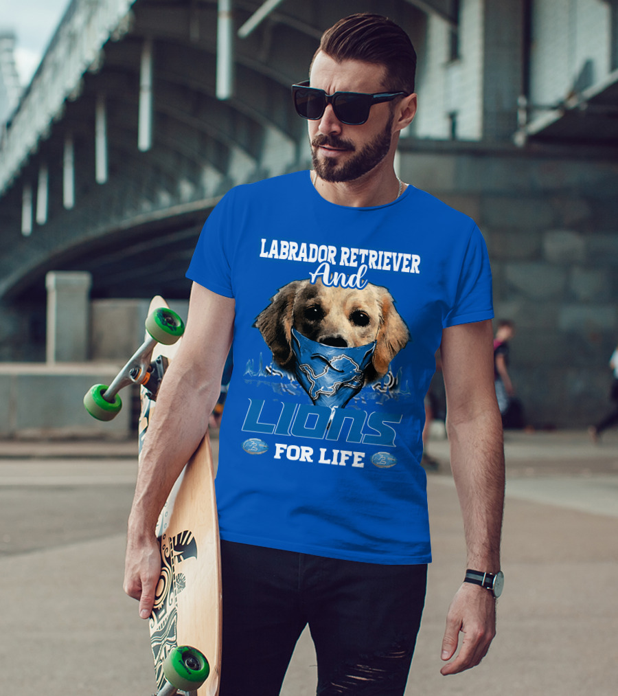 Labrador Retriever And Lions For Life Detroit Lions T-Shirt