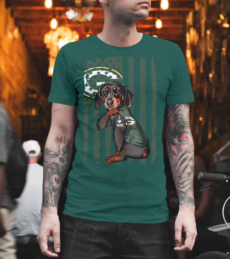 Dachshund Green Bay Packers I Love Mom Fan T-Shirt