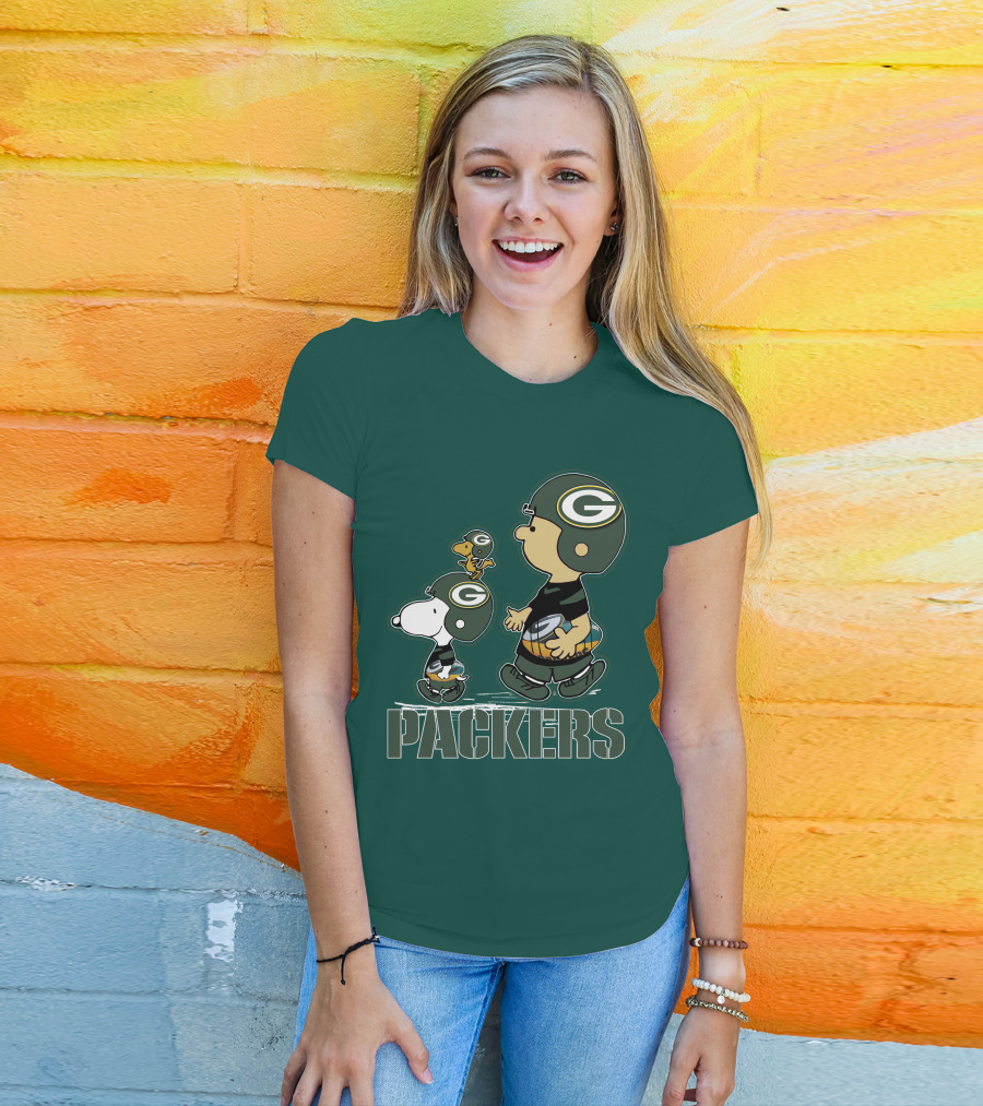 Snpfootball Green Bay Packers Peanuts Characters T-Shirt