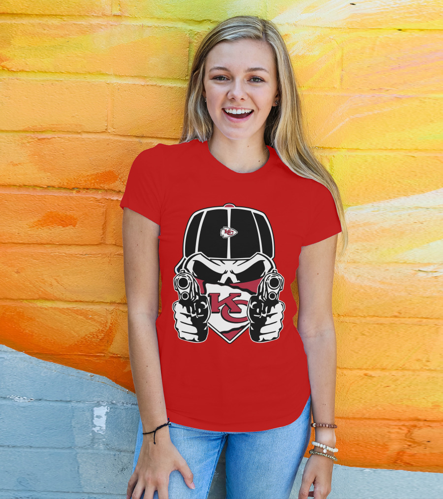 Kansas City Chiefs Bold Skull Logo Showdown T-Shirt