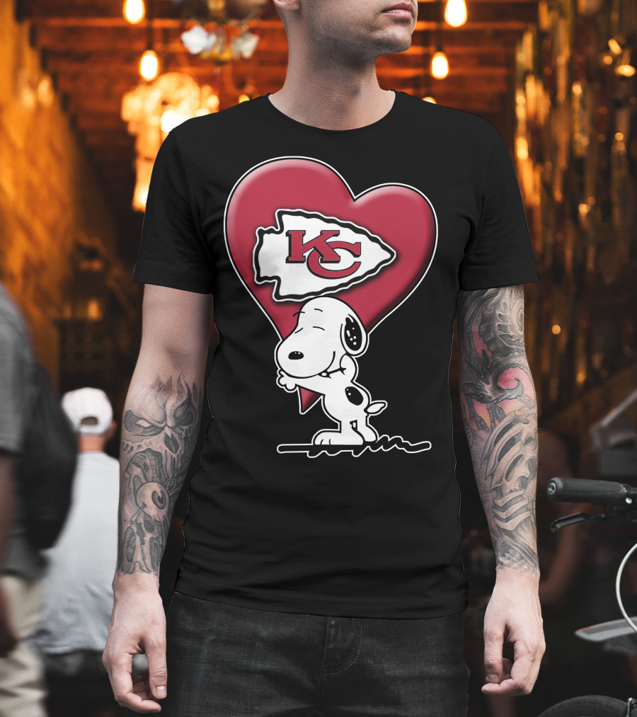 Snoopy Kansas City Chiefs Heart T-Shirt