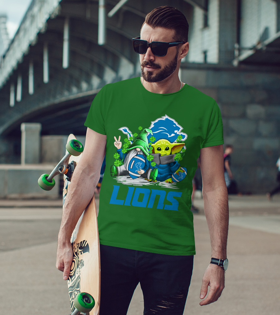 Detroit Lions St. Patrick's Day Gnome And Yoda Football T-Shirt
