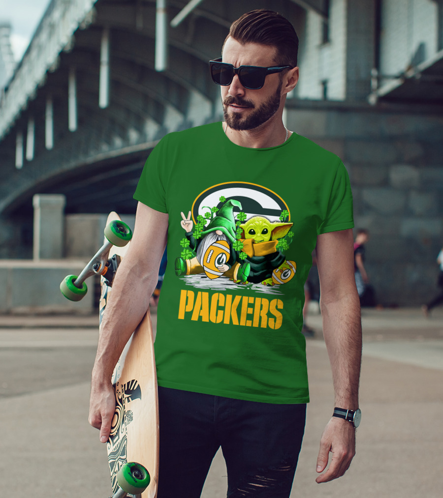 Green Bay Packers Shamrock Gnome And Alien Football St. Patrick's Day T-Shirt