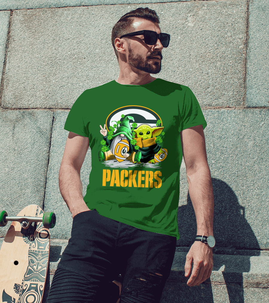 Green Bay Packers Shamrock Gnome And Alien Football St. Patrick's Day T-Shirt