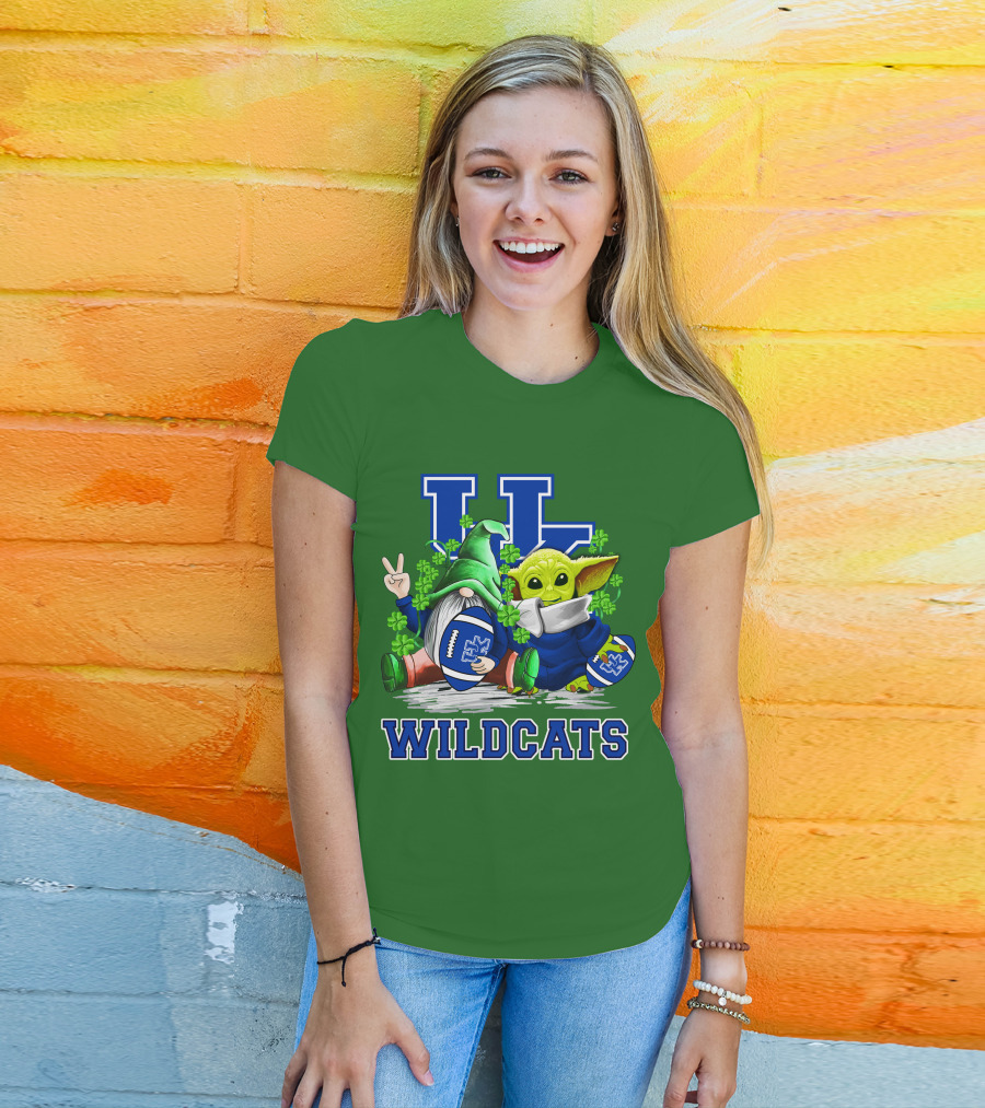 Kentucky Wildcats Football St. Patrick’s Day Shamrock Gnome And Green Alien T-Shirt