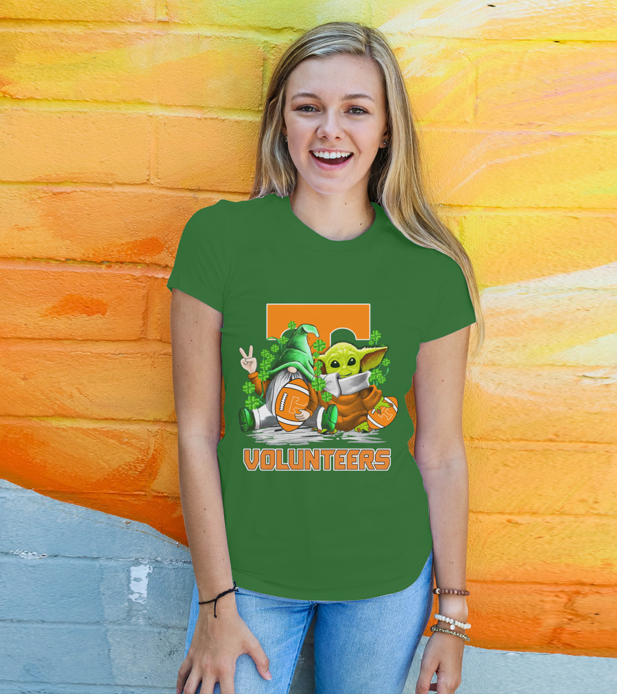 Tennessee Volunteers Football St. Patrick’s Day Gnome And Baby Alien T-Shirt