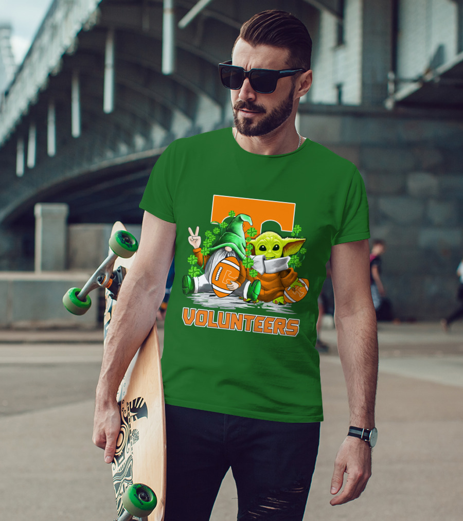 Tennessee Volunteers Football St. Patrick’s Day Gnome And Baby Alien T-Shirt