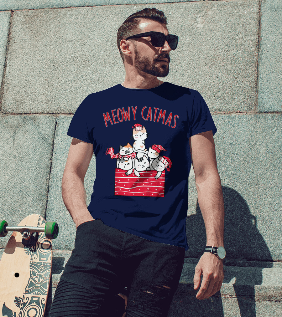 Meowy Catmas Cute Kawaii Anime Christmas Cats T-Shirt