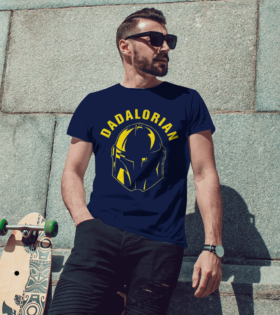 Dadalorian Star Wars Mandalorian Helmet Design For Dads T-Shirt