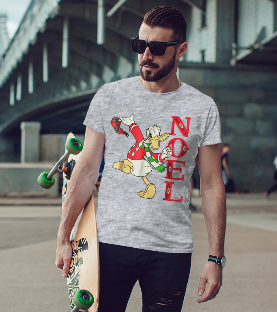Vintage Disney Donald Duck Noel Holiday Merry Christmas T-Shirt