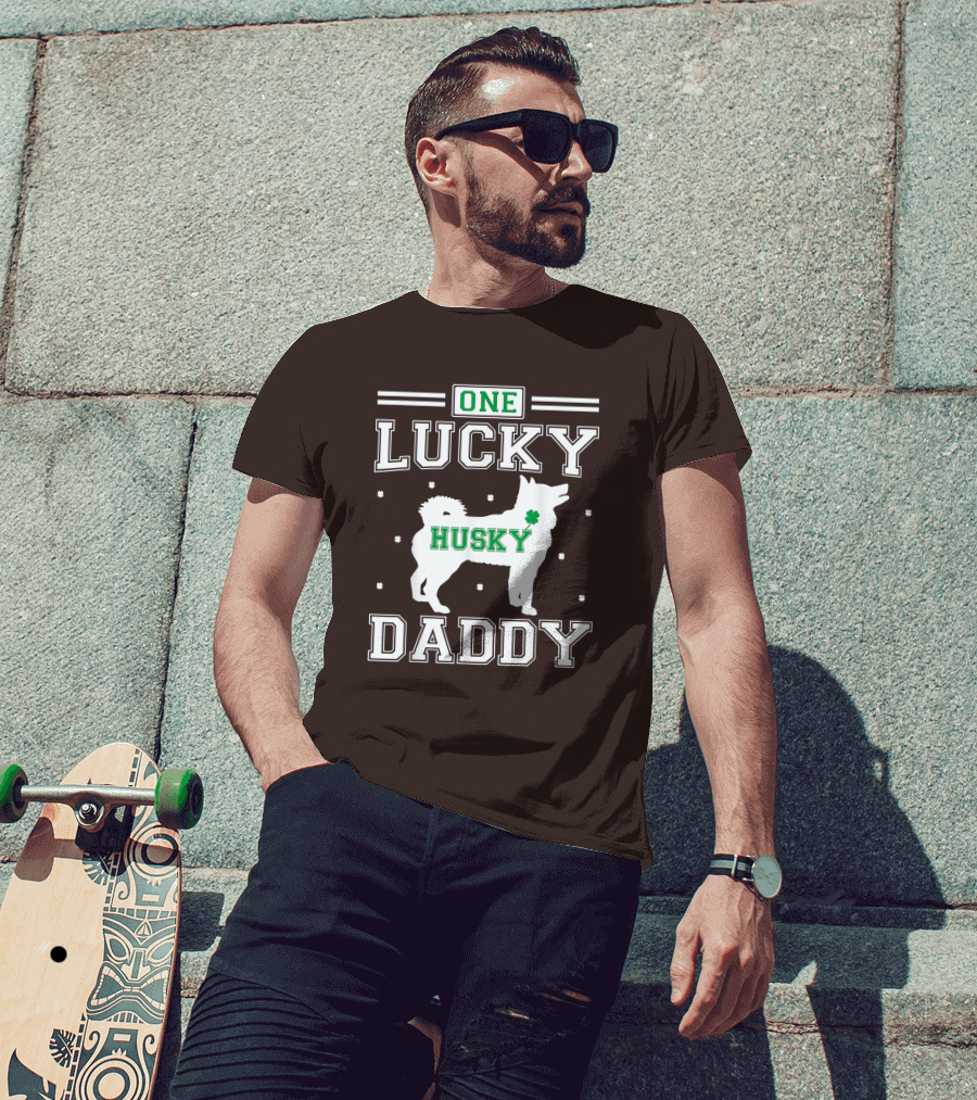 One Lucky Husky Daddy St Patricks Day T-Shirt