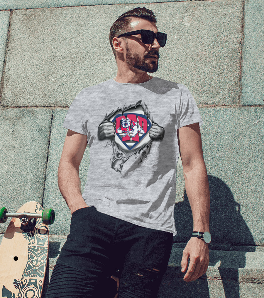 Superdad Fresno State Bulldogs Logo S Shield Ripped Chest T-Shirt