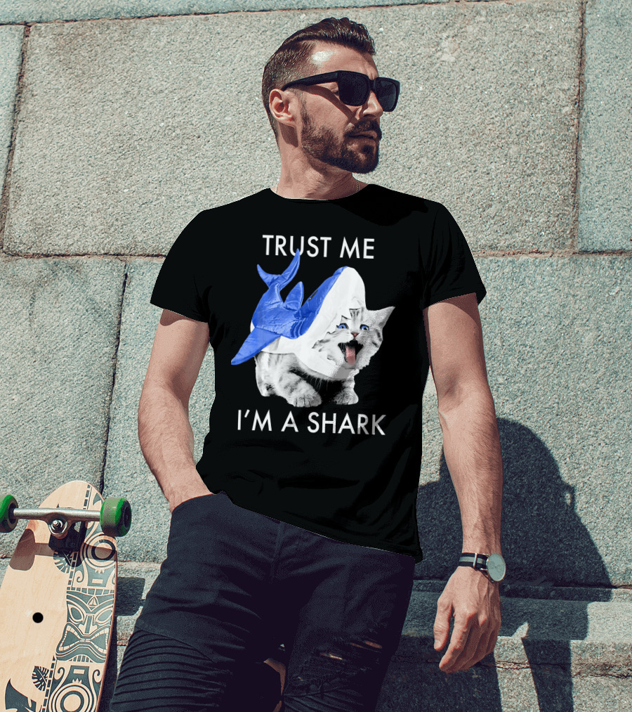 Trust Me I'm A Shark Ferocious Kitten Pho T-Shirt