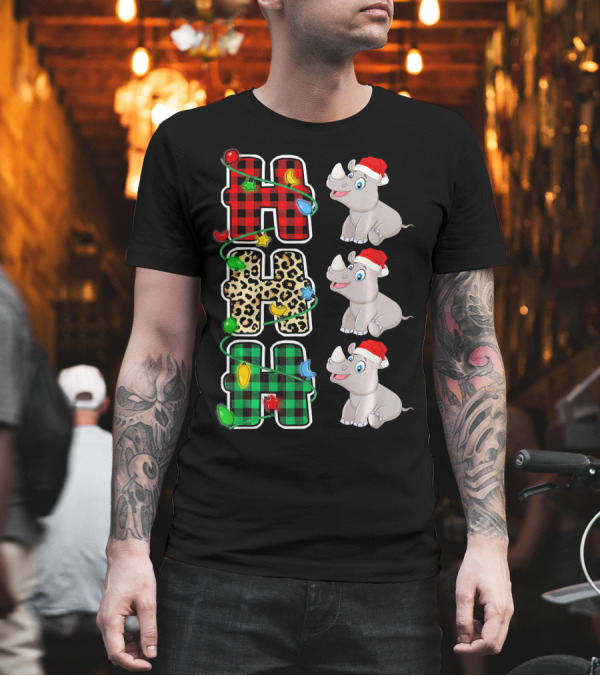 HO HO HO Plaid Leopard Christmas Santa Hat Rhino T-Shirt HO HO HO Plaid Leopard Christmas Santa Hat Rhino T-Shirt