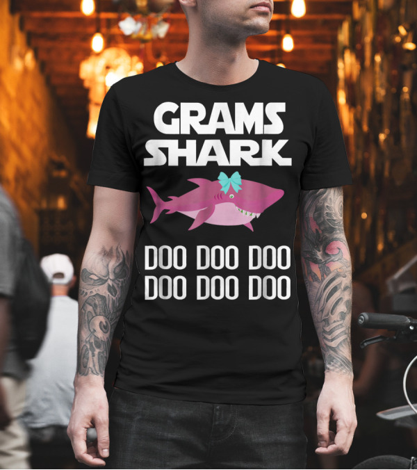 Grams Shark Doo Doo Doo Cute Pink with Bow T-Shirt Grams Shark Doo Doo Doo Cute Pink with Bow T-Shirt