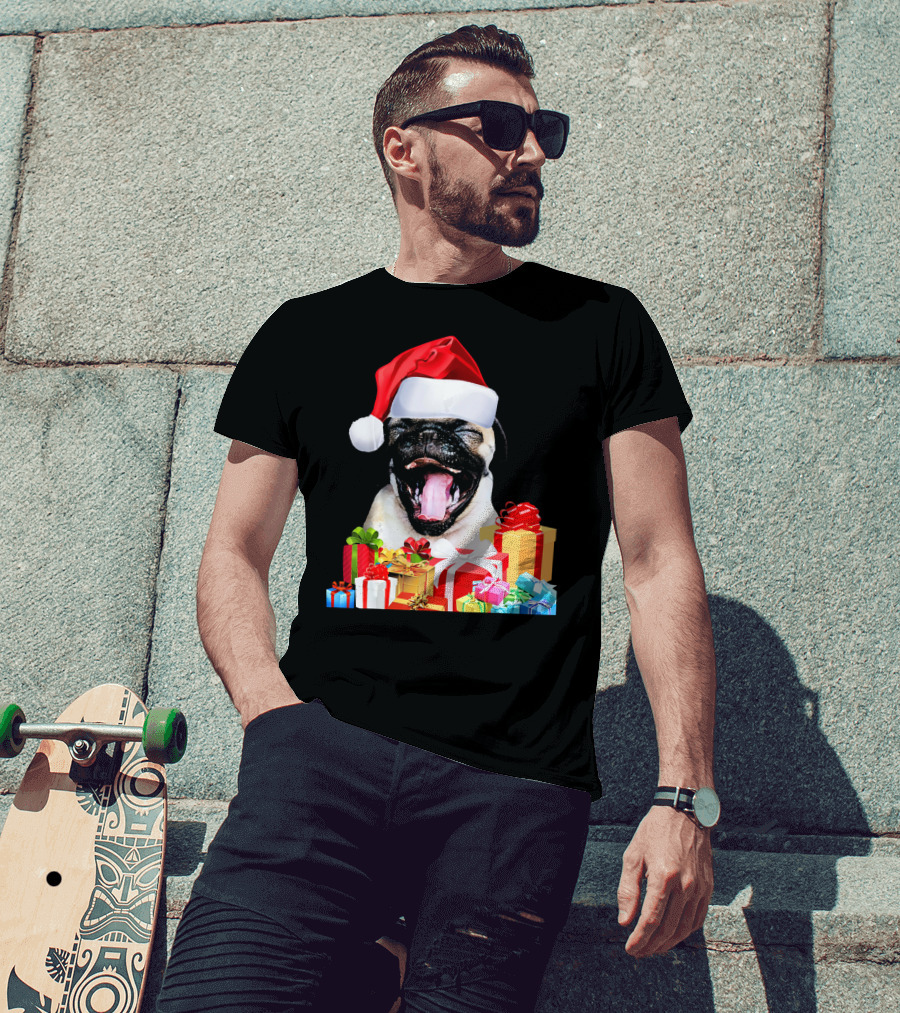 Cute Pug Santa Hat Presents Christmas T-Shirt