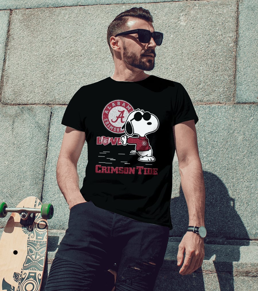 Snoopy Crimson Tide Alabama Love T-Shirt