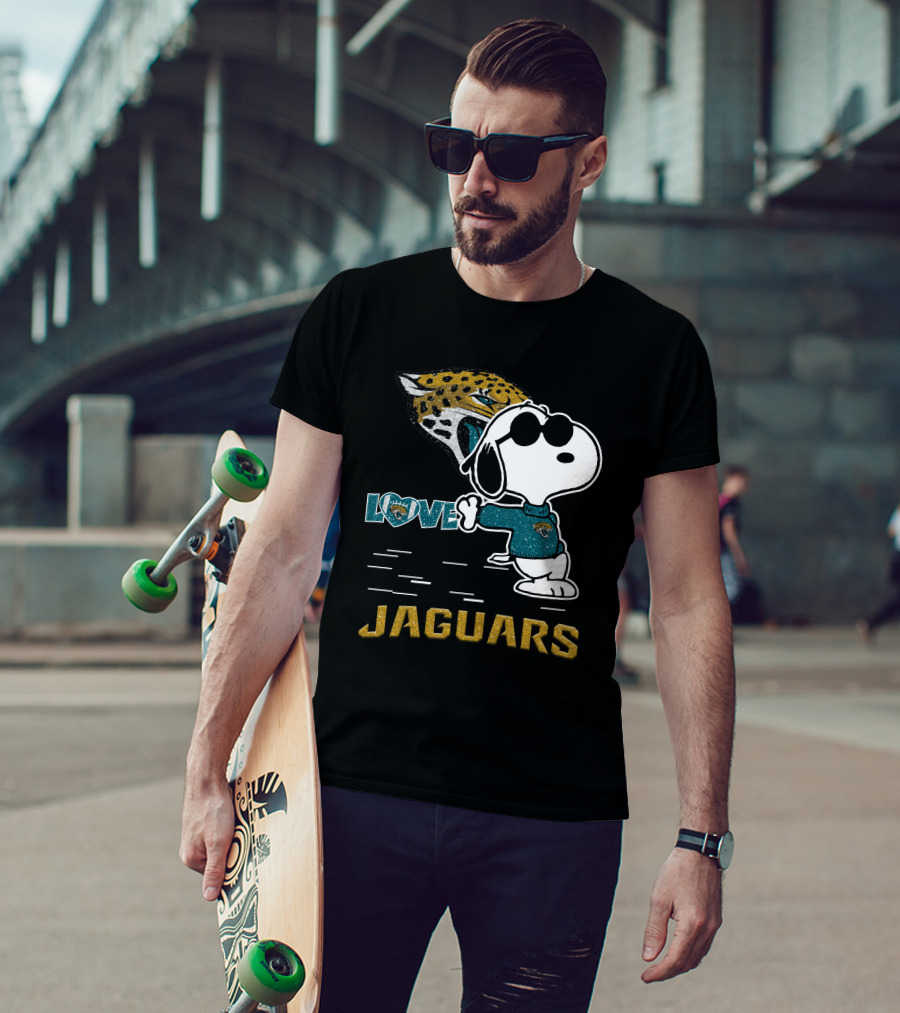 Snoopy Love Jacksonville Jaguars Jaguars T-Shirt