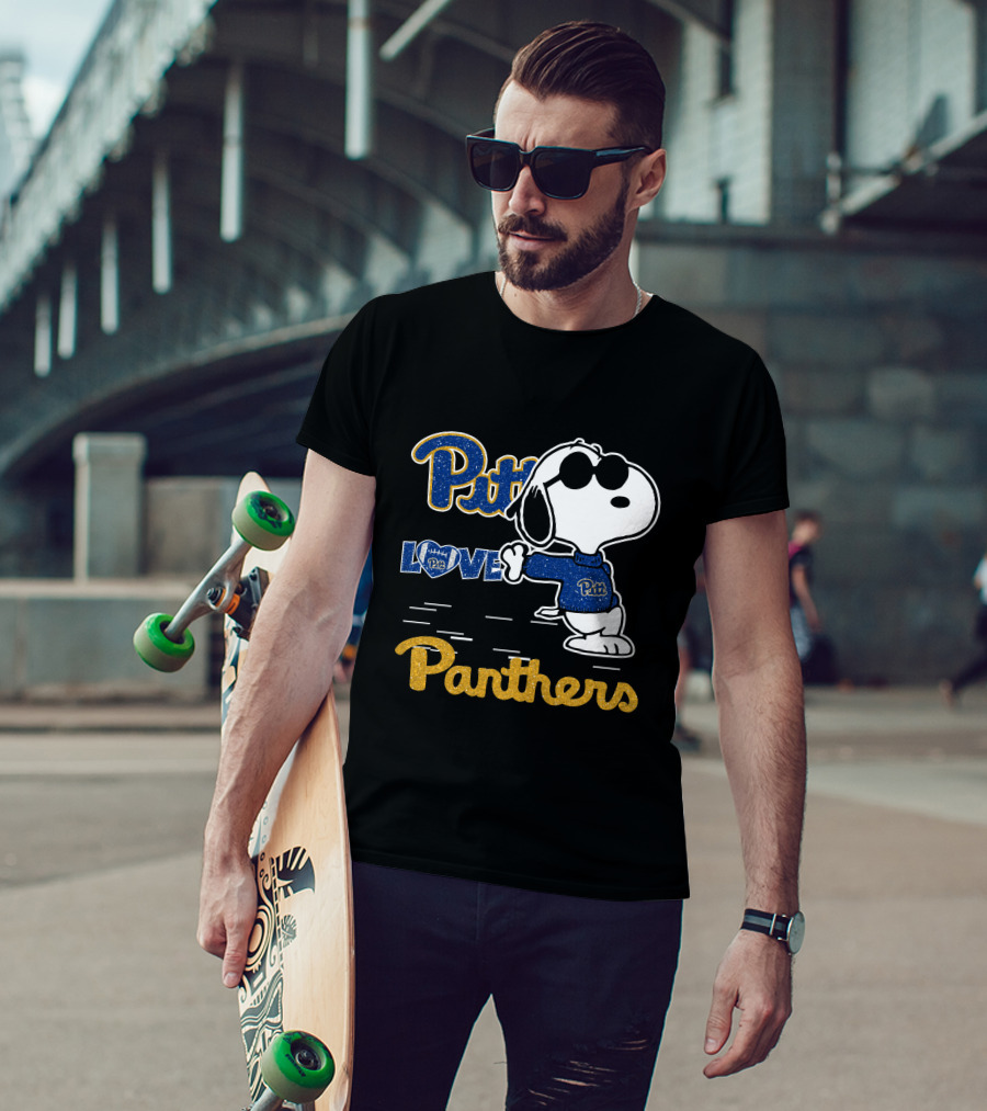 Pitt Love Snoopy Panthers T-Shirt