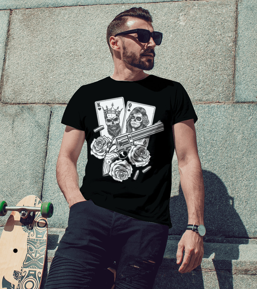 Hippie V Dead Rainbow Bertha Tie Dye King Queen Playing Cards Skulls Gun Roses Bullets T-Shirt
