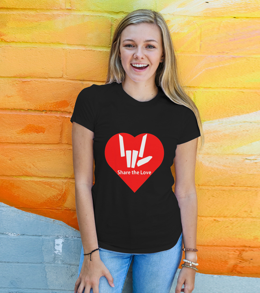 Share The Love Heart Symbol With Hand Gesture T-Shirt