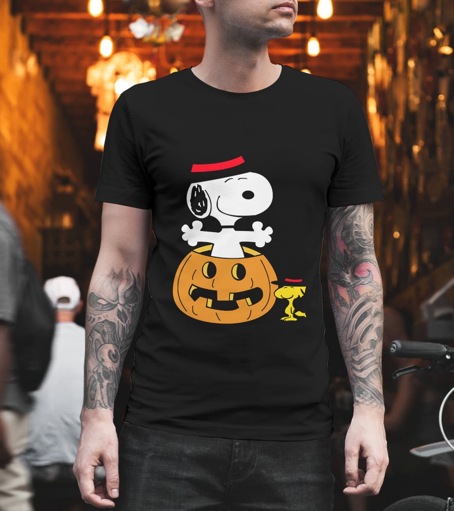 Snoopy Woodstock Halloween Pumpkin Witch Hat T-Shirt