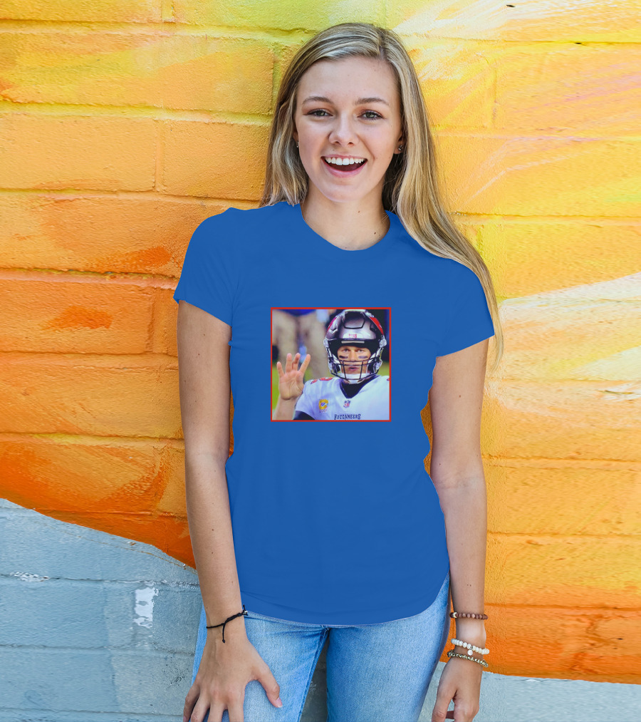 Tom Brady Blunder Tampa Bay Buccaneers Football Quarterback T-Shirt