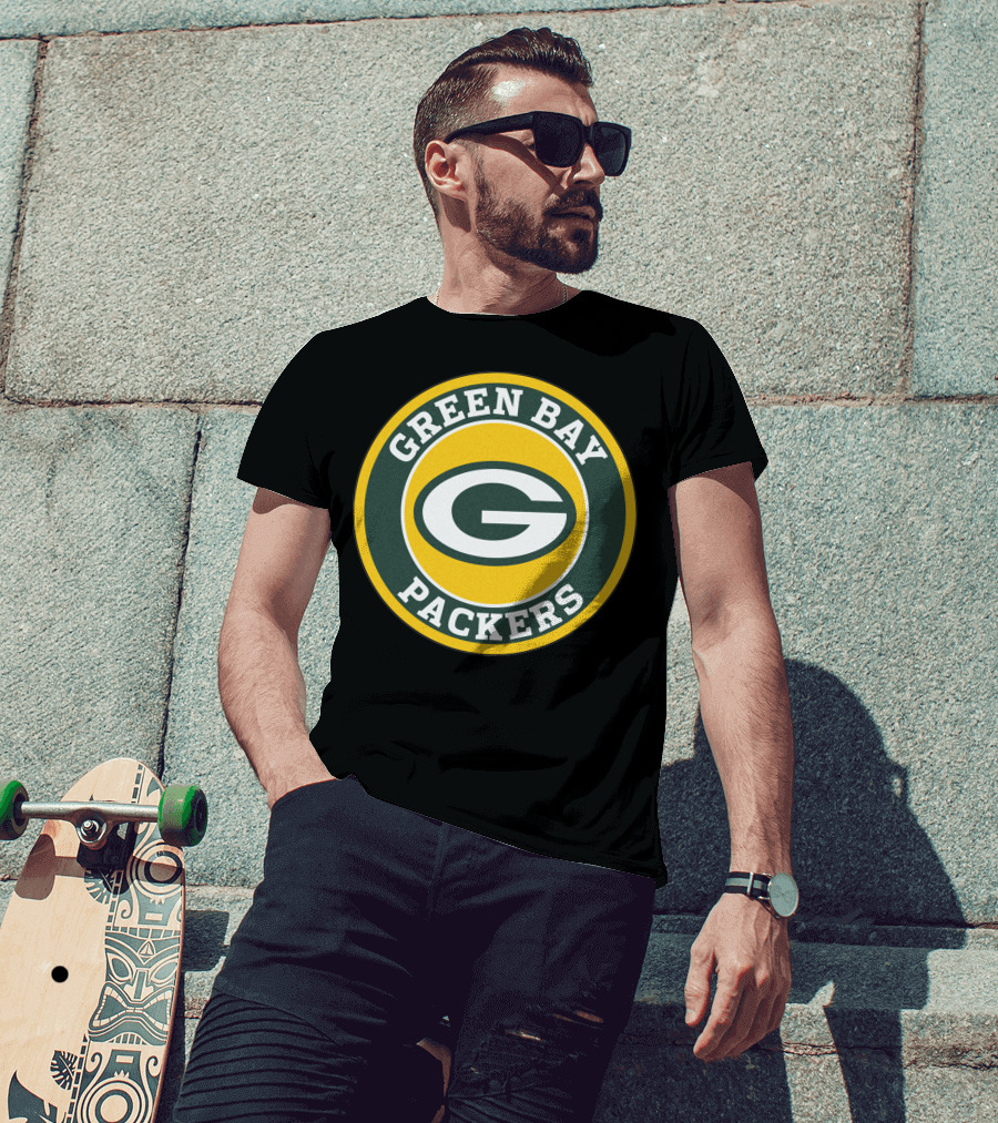 Green Bay Packers Football Team Circle T-Shirt
