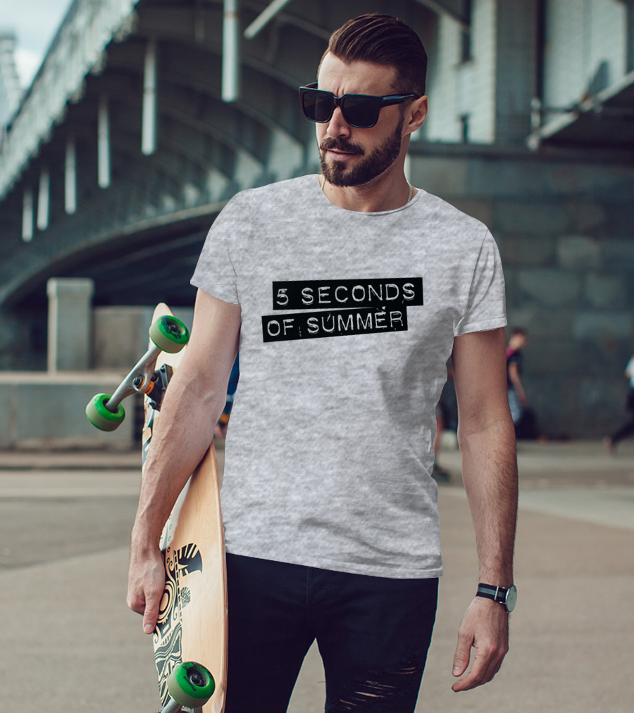 5 Seconds Of Summer Draped Black Text On Grey Background T-Shirt