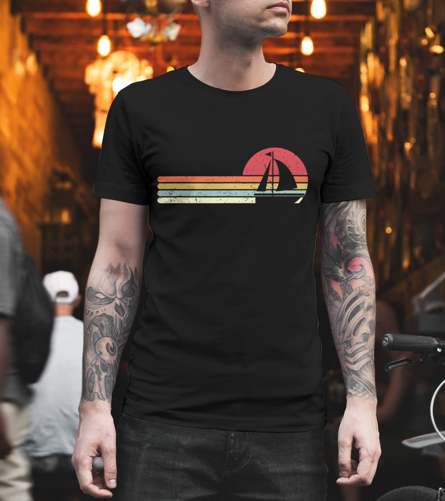 Retro Sun and Sailboat Vintage Sailing T-Shirt