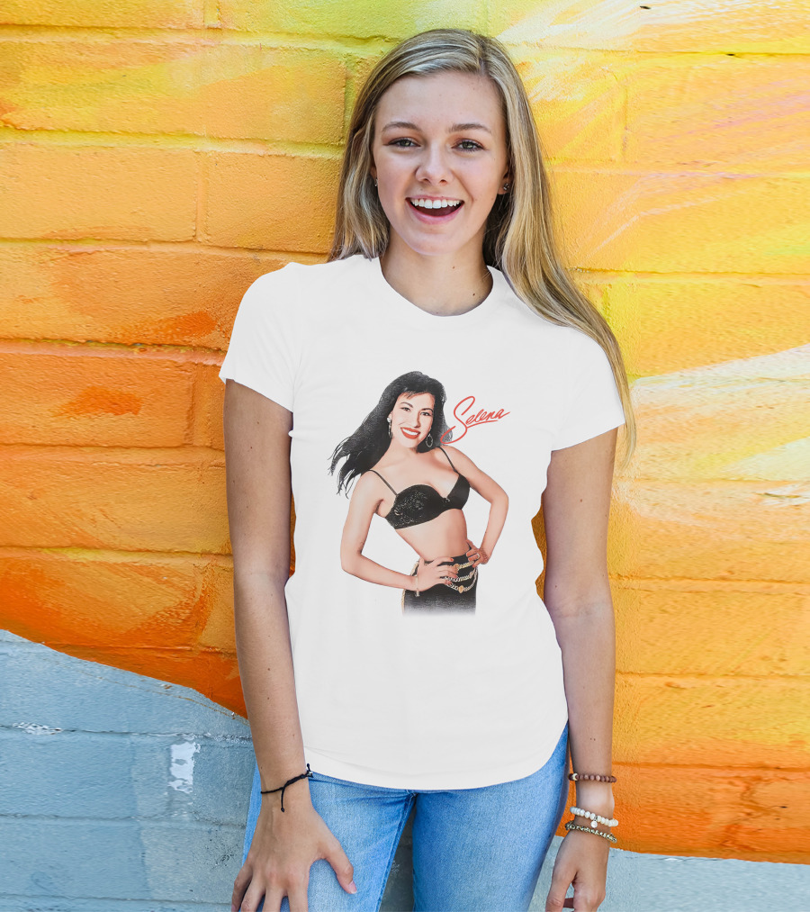 Selena Signature TN42510 Iconic Style Classic Beauty T-Shirt