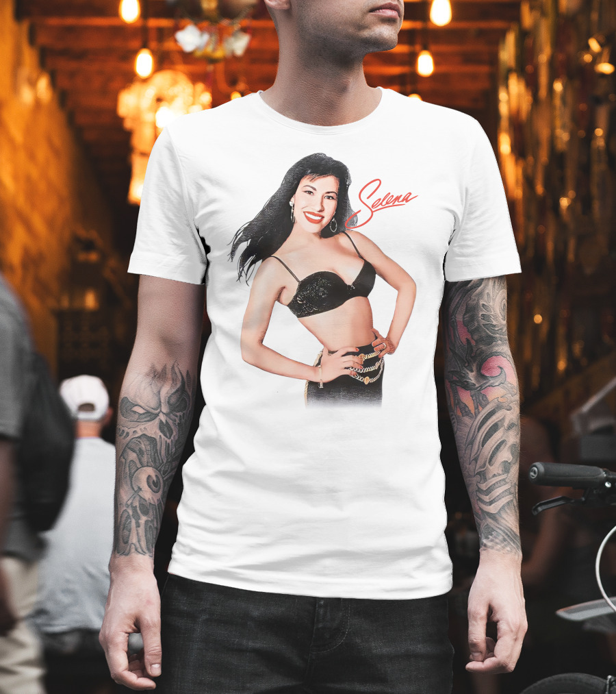 Selena Signature TN42510 Iconic Style Classic Beauty T-Shirt