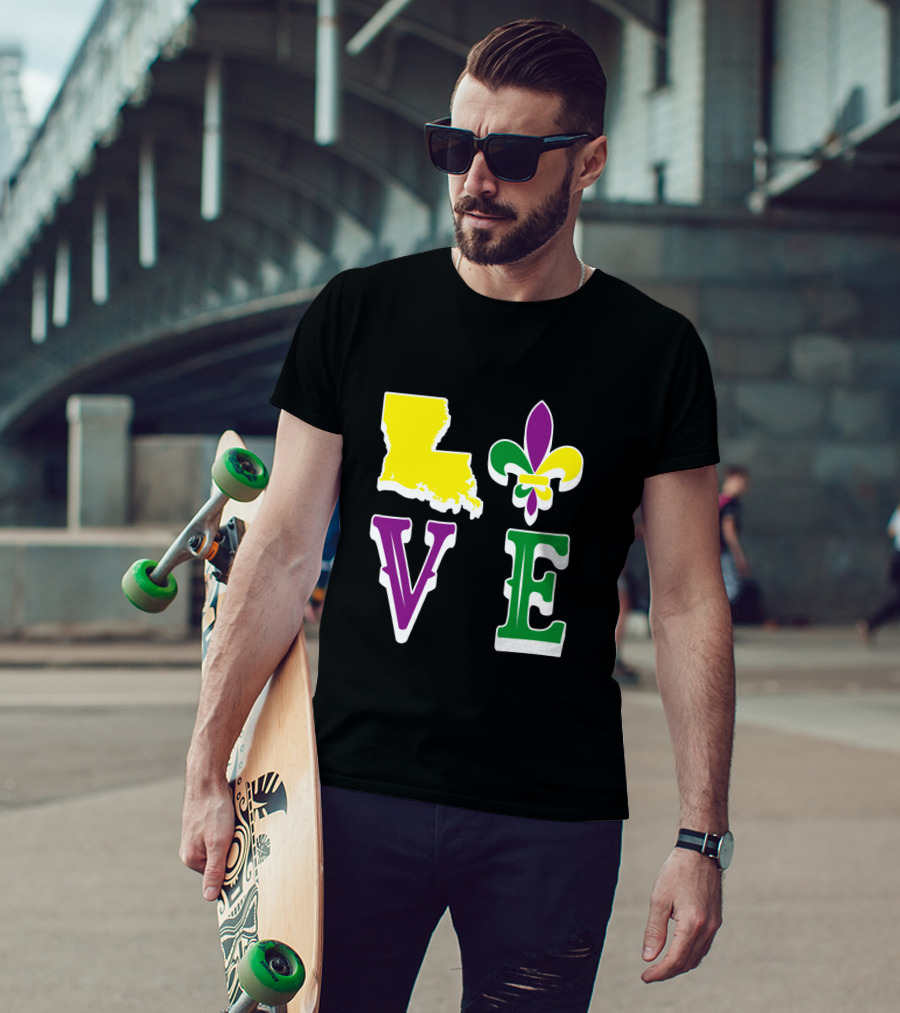 Love Louisiana Mardi Gras Map Fleur-de-Lis T-Shirt